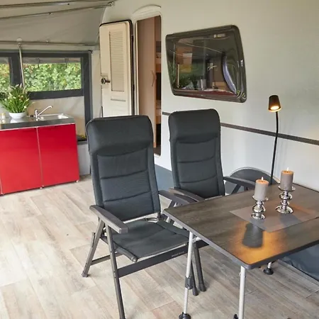 Kemp Luxuswohnwagen Butterfisch Am Kransburger 420 *